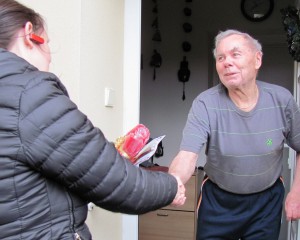 Pan Kinský z Vestce - jemu a jeho manželce zavážíme obědy